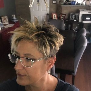 Meet your Posher, Lindsay